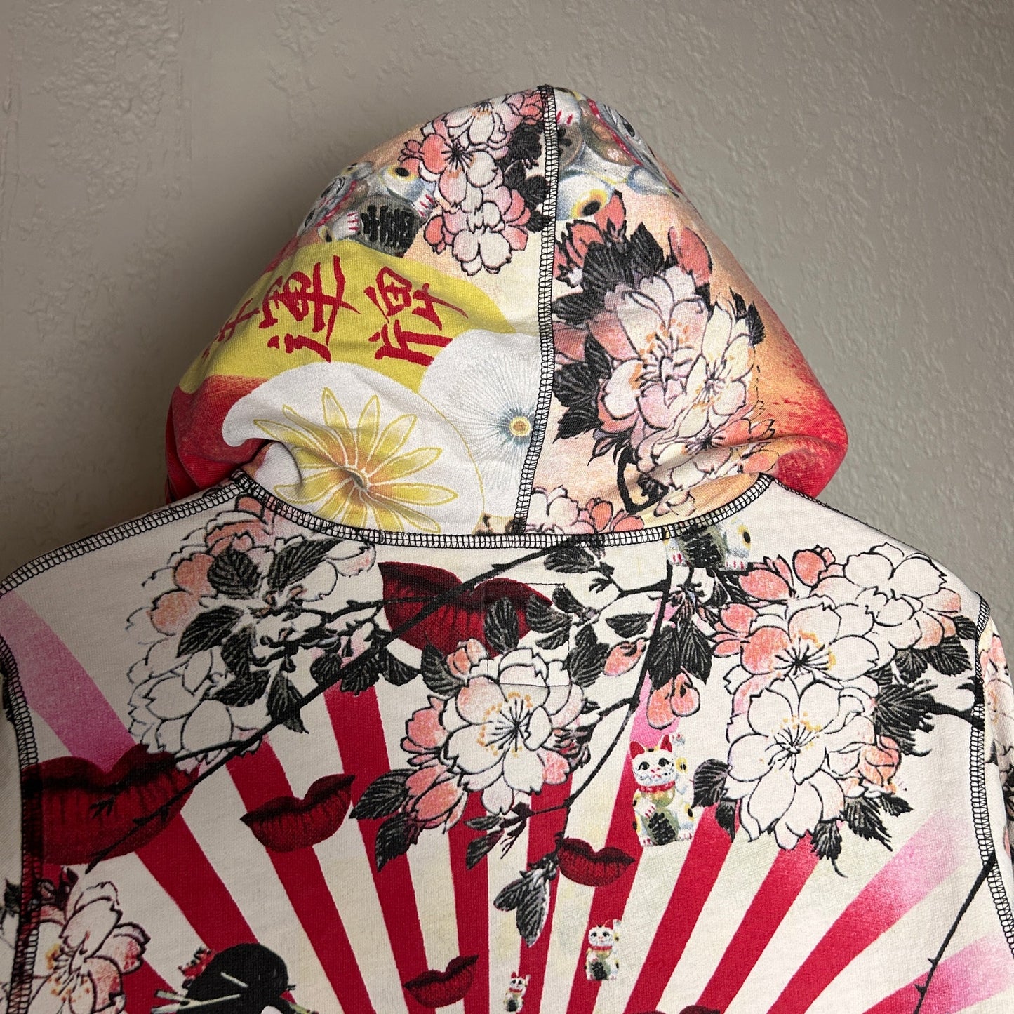 Vintage Japanese Art Lucky Brand Rare AOP Large Zip Up Y2K Hoodie