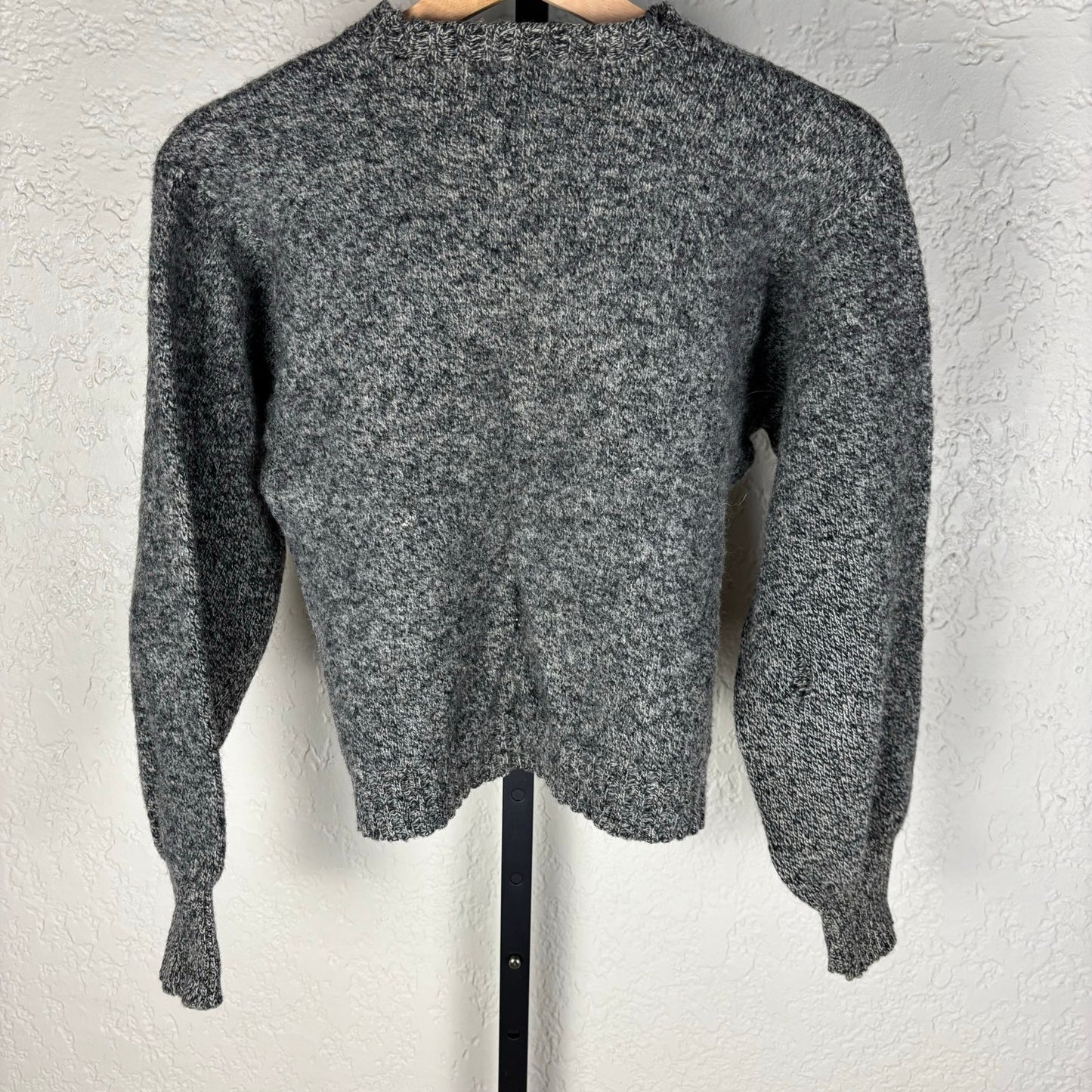 True Vintage 1960s Bonder Brink and Baron Small Wool Knit Sweater