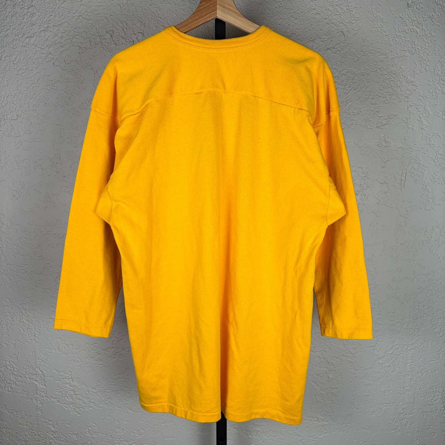 Vintage 1970s Iowa Hawkeyes Russell Athletic RARE 1982 Peach Bowl Large Jersey