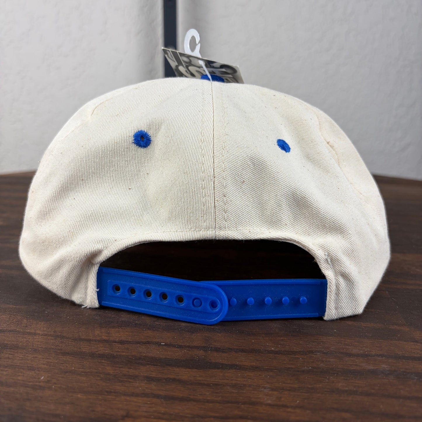 Peanuts NWT Headtoons Snoopy Characters Embroidered 90s Snapback Hat