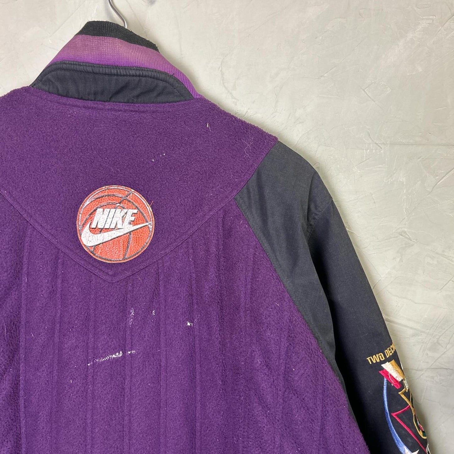 Nike Air Jordan 1992 Vintage Flight Force Medium Basketball Varsity Jacket