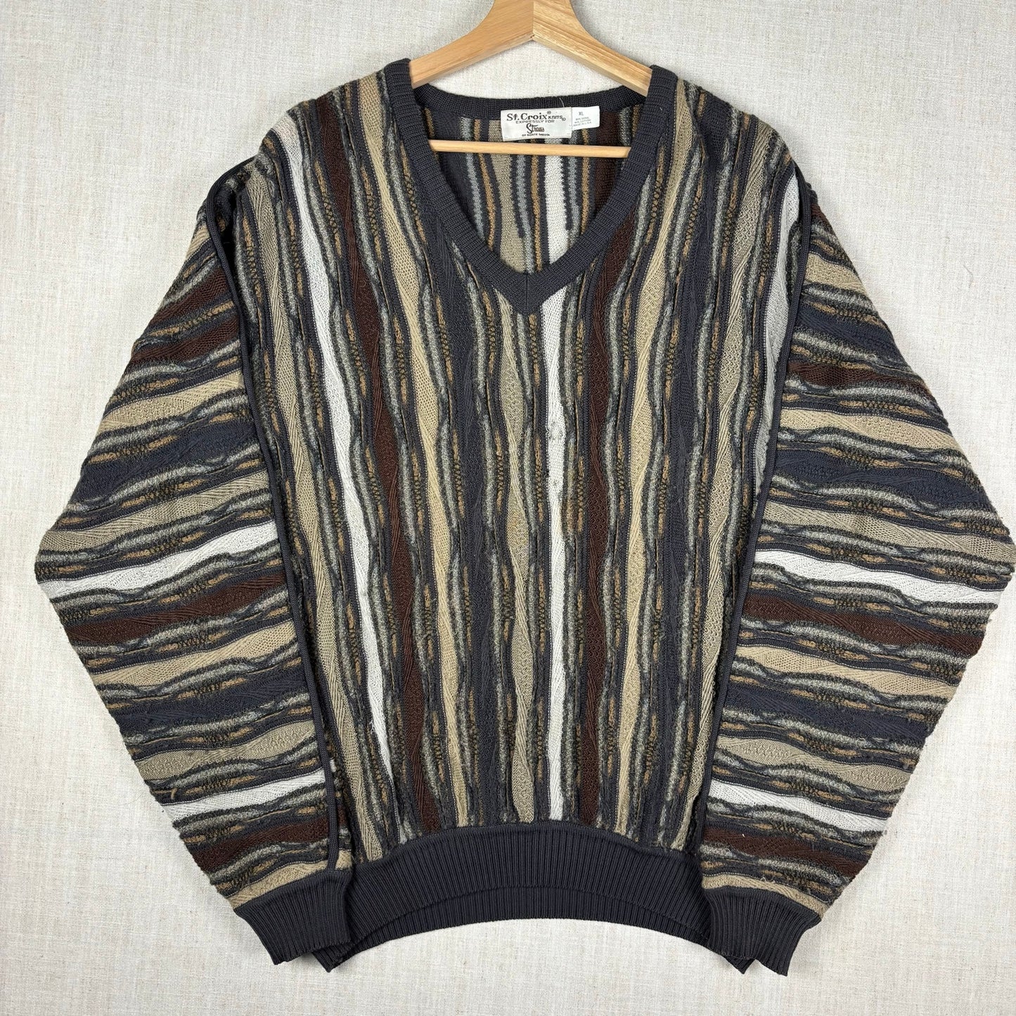 Coogi Style 3D Knit Sweater St. Croix V Neck XL