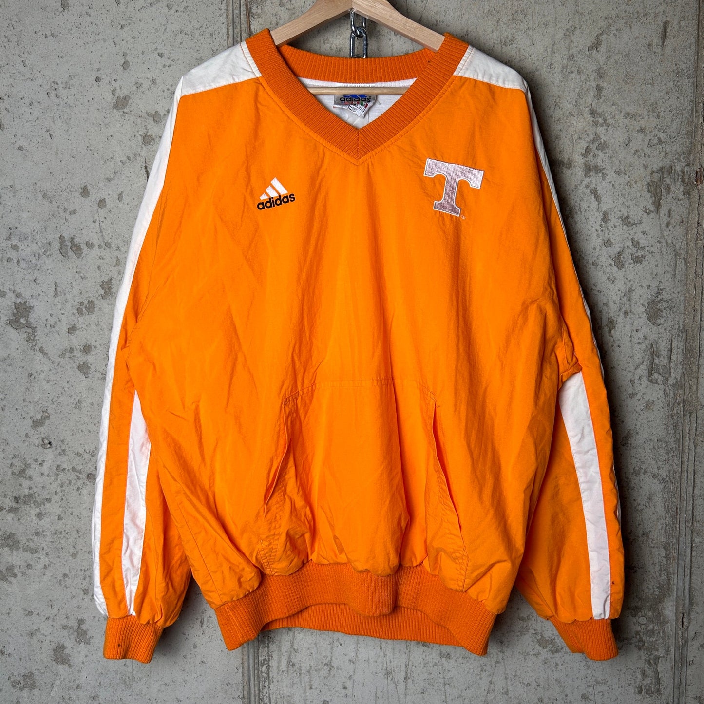 University of Tennessee 90s Vintage Adidas Large Windbreaker Pullover