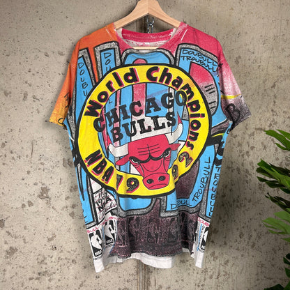 Vintage Chicago Bulls Magic Johnson AOP 1992 Graffiti Style Medium Shirt
