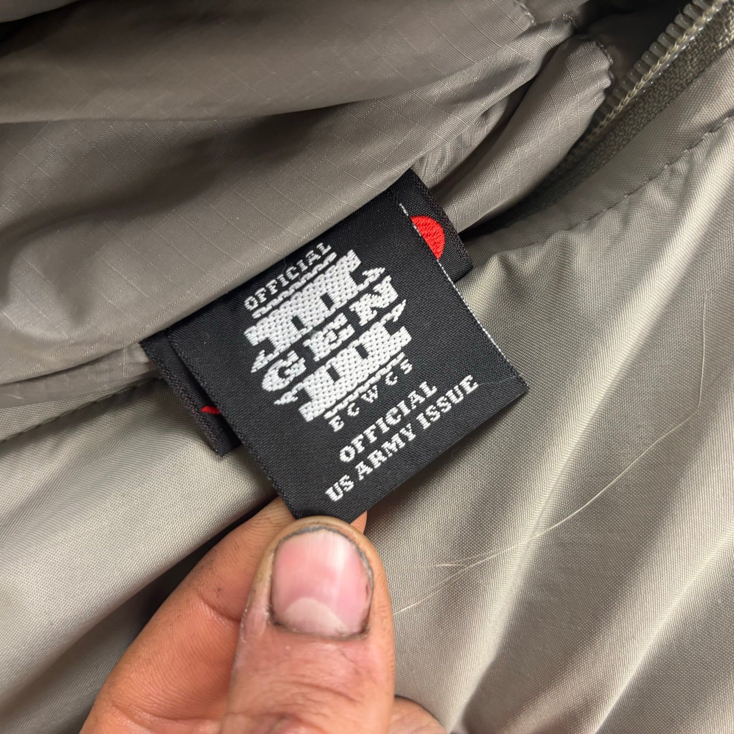USGI Military Primaloft Extreme Cold Weather Army Trousers Gen III Sz Large Reg