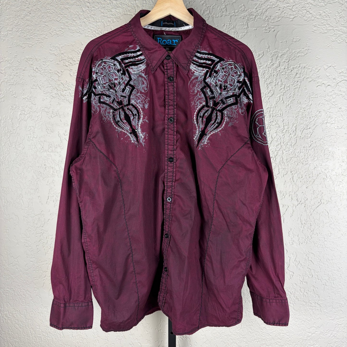 Roar Gothic Western Tribal XXL Y2K Signature Button Up Shirt