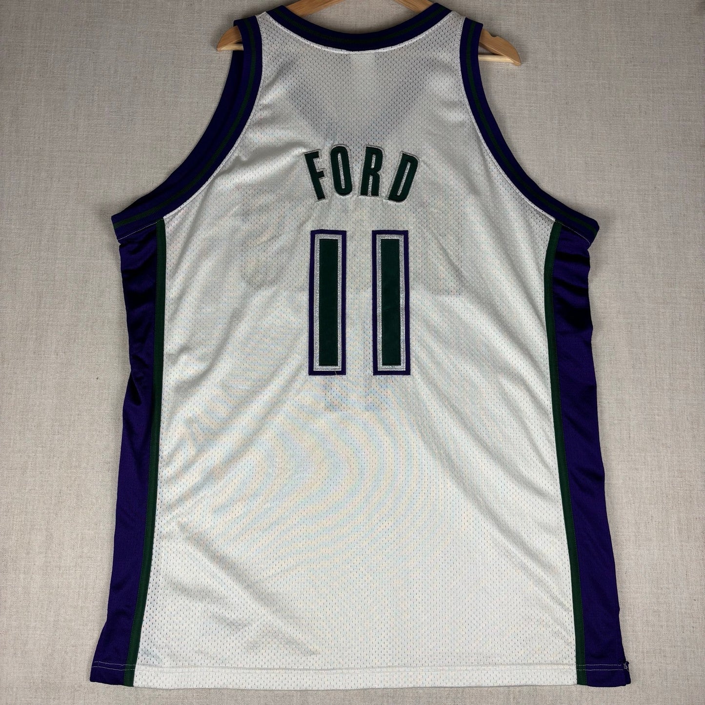 Vintage TJ Ford Milwaukee Bucks Reebok Sewn #11 Authentic Sz 52 Jersey