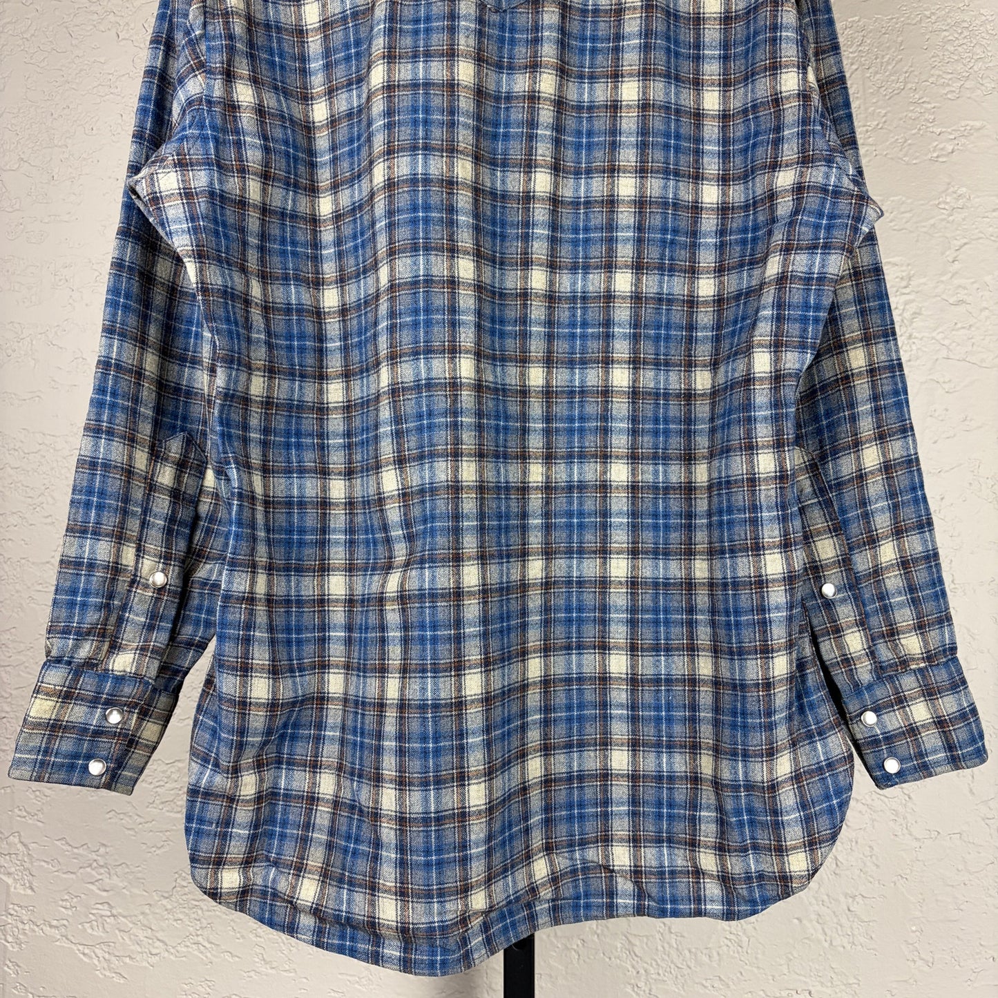 Vintage Pendleton 1970s High Grade Western Wear Large Pearl Snap Wool Flannel