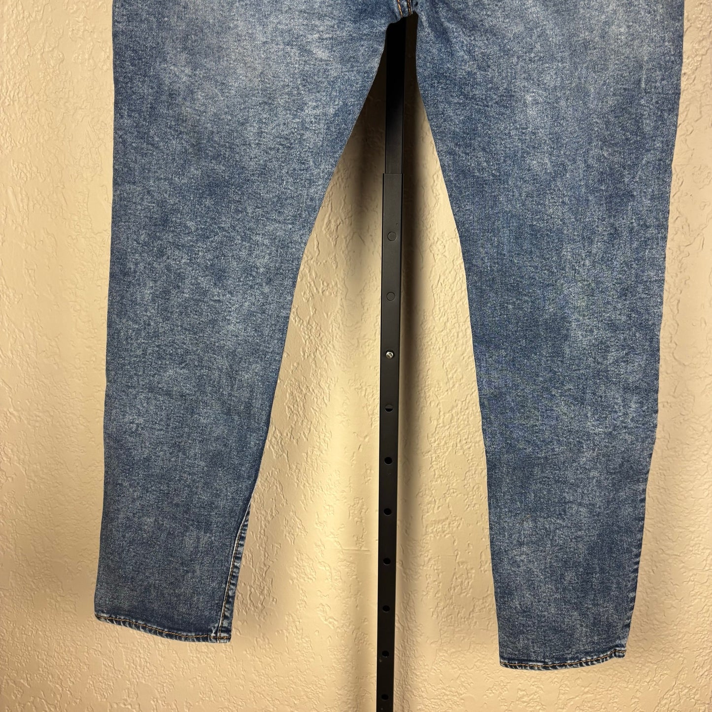 True Religion Rocco Relaxed Skinny Sz 40 Blue Denim Jeans