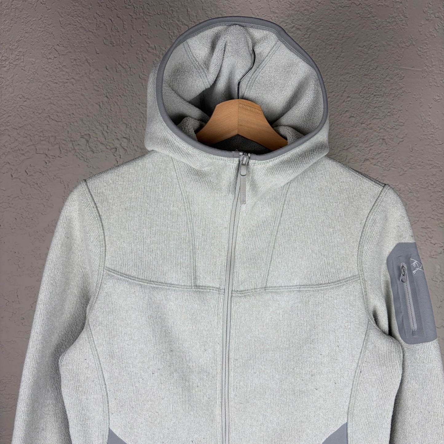 Arc’ Teryx Knit Sport Hiking Womens Medium Hoodie Zip Up Sweater