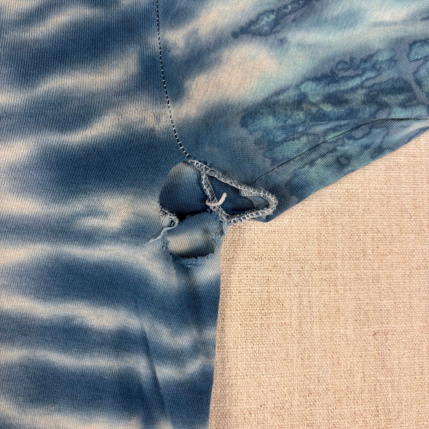 Vintage Grateful Dead Snowboarding Bear Distressed Large Band Longsleeve Shirt