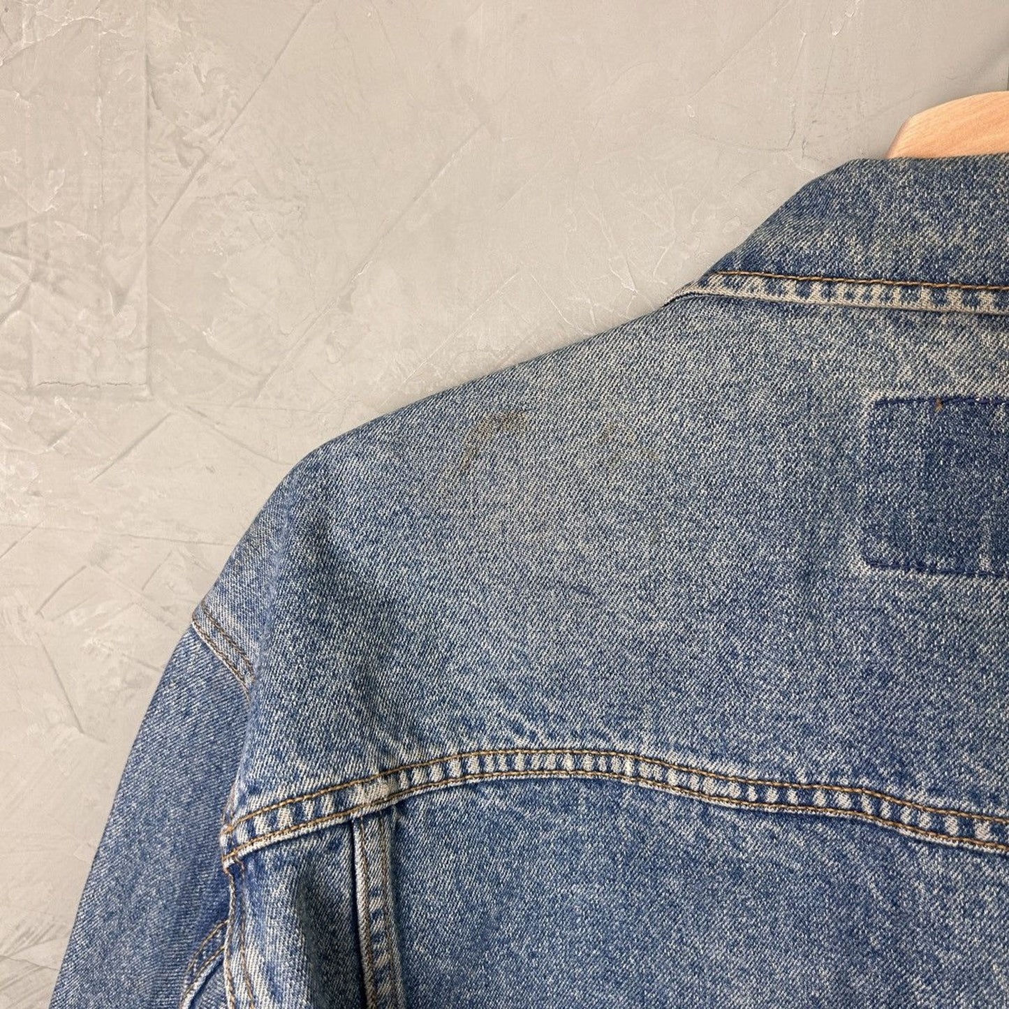 Vintage Gap DIY Embroidered Rose Medium Denim Trucker Jacket