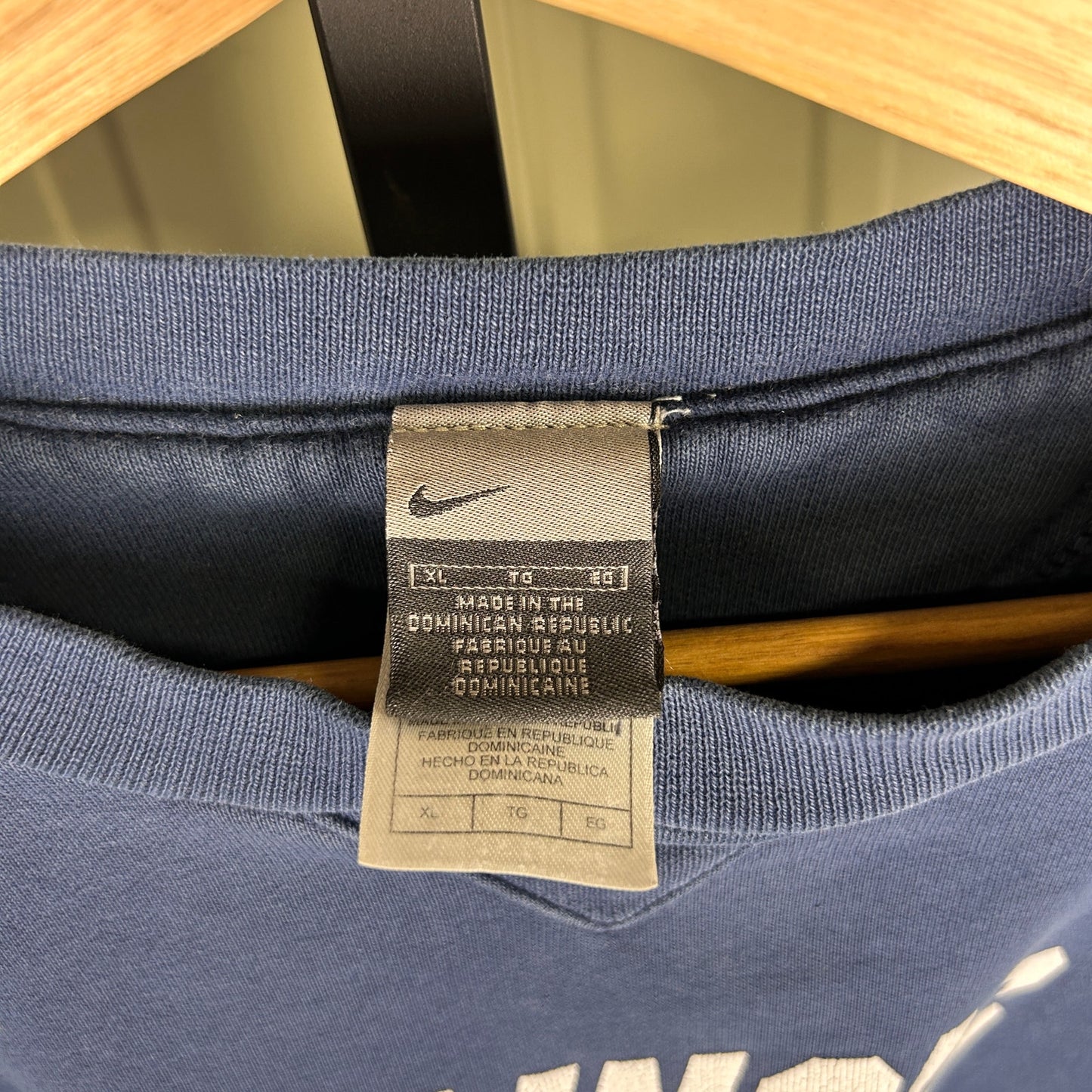 Uni. Of Illinois Urbana Cham. Football 00s Nike Gray Tag Center Swoosh XL Crewneck