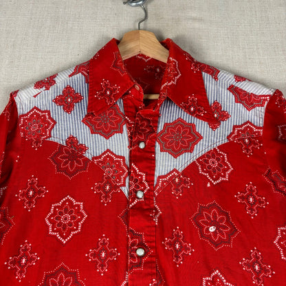 Vintage 1970s Paisley Bandana Striped Yoke and Cuffs Western Pearl Snap Medium