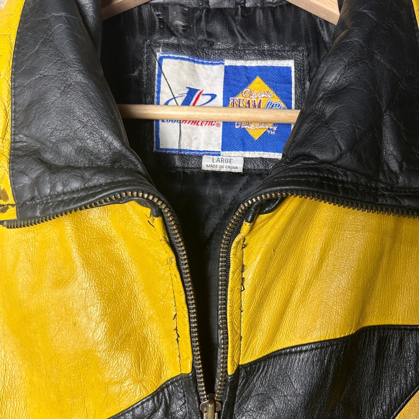 Pittsburgh Steelers RARE Sharktooth Logo Athletic Large Leather Jacket