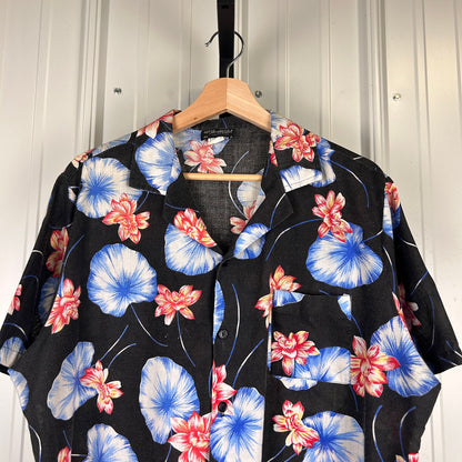 David Robert Collection Vintage Made in USA Hawaiian Floral XL Shirt