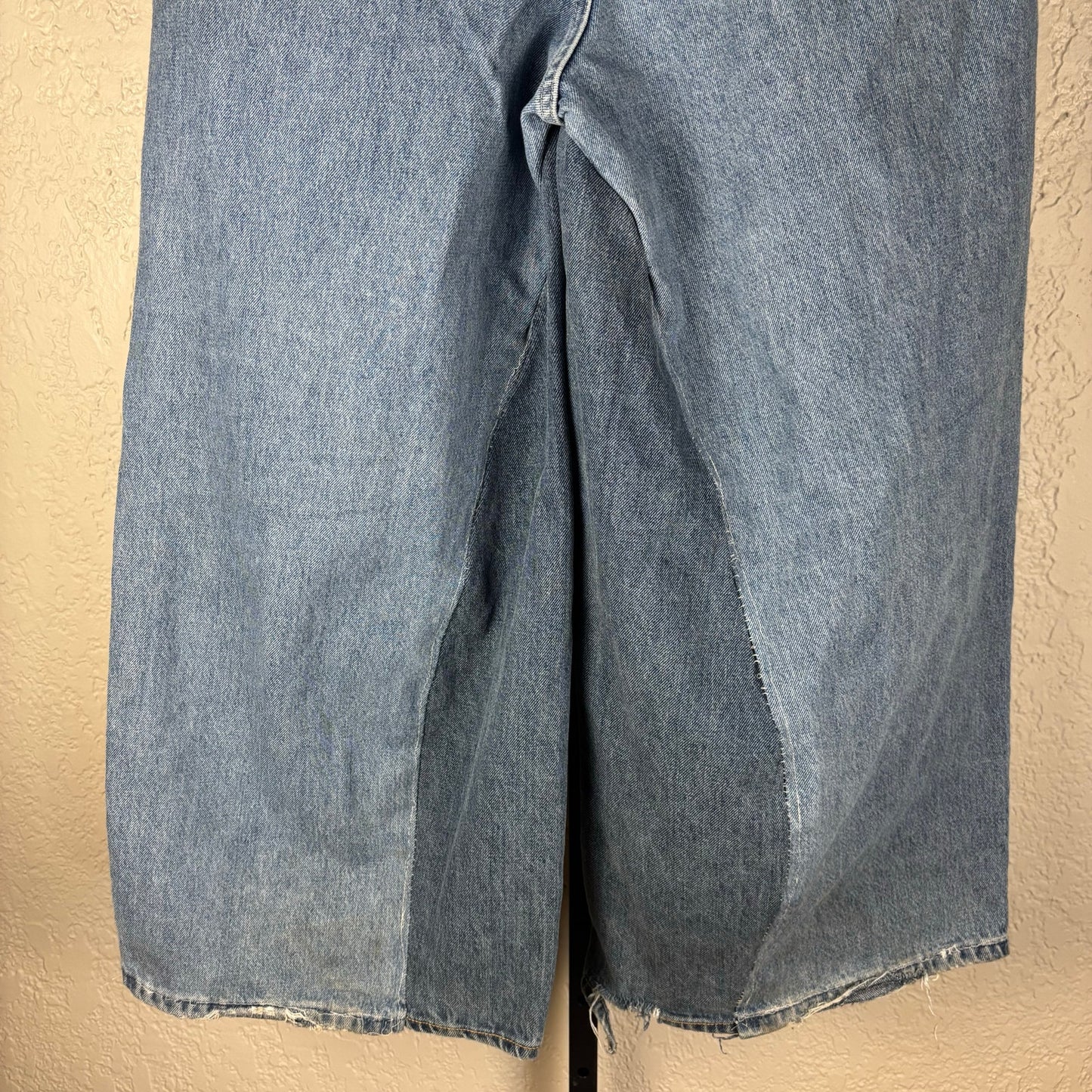Vintage Levis Silvertab Loose Custom Wide Leg Baggy Two Tone Sz 35 Denim Jeans