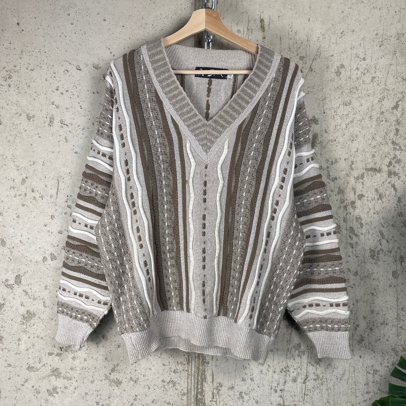 Vintage Coogi Style 3D Knit Medium Alan Stuart V Neck Sweater