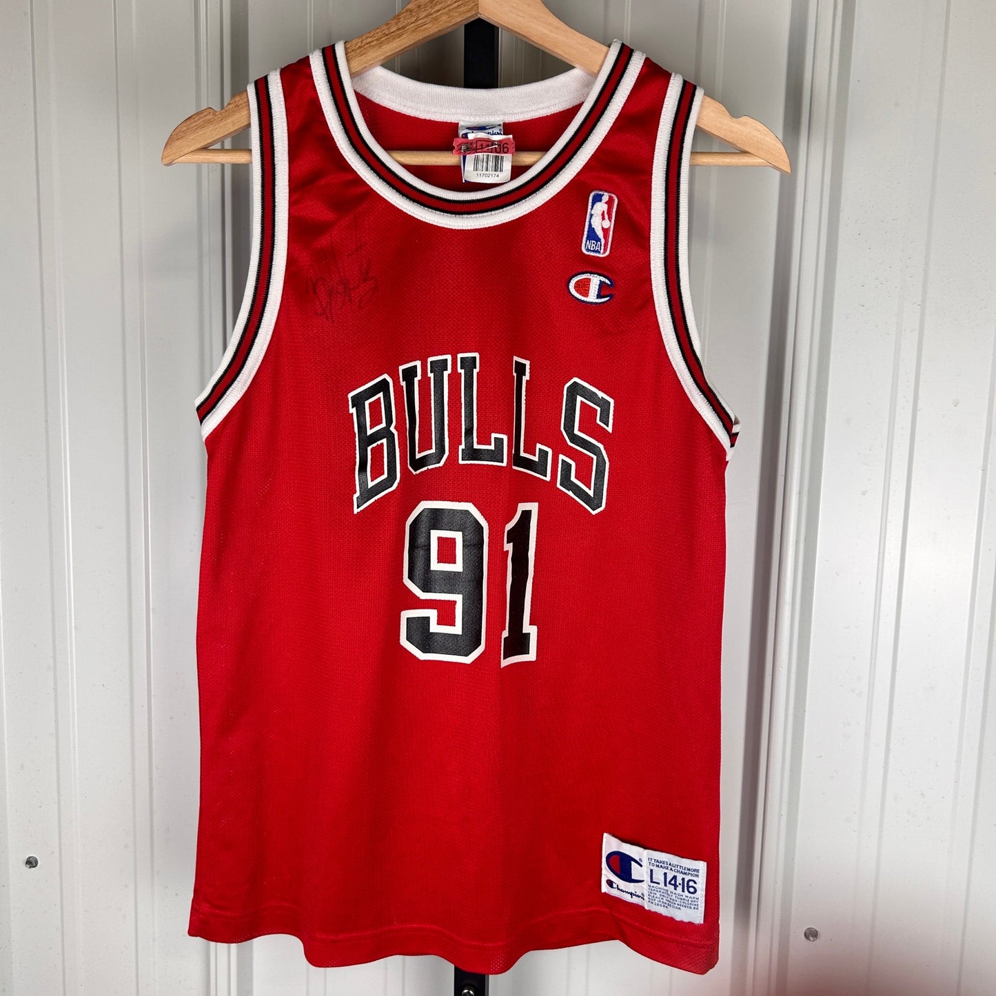 Signed Dennis Rodman 90s Champion Chicago Bulls Youth L 14-16 Jersey
