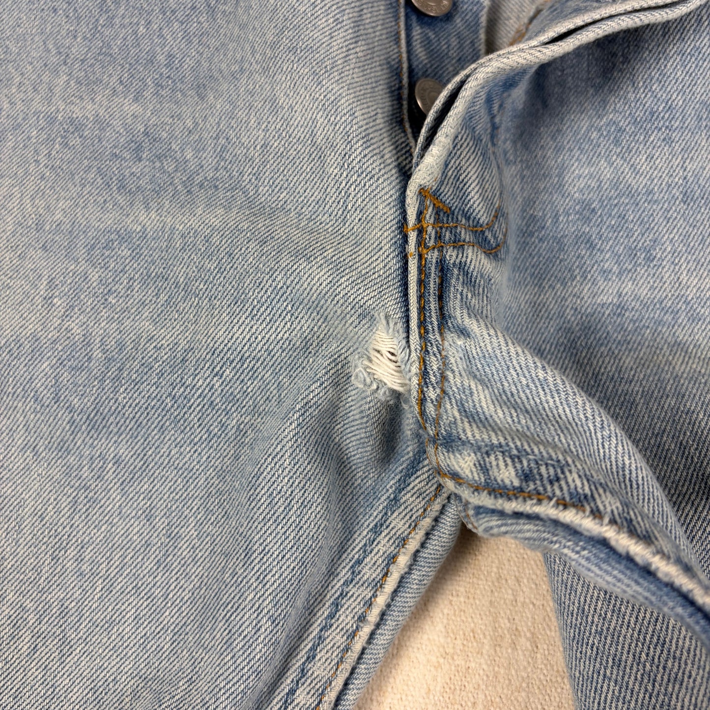 Vintage Levis Button Fly 501 Jeans 90s Light Wash 33x32 Slim Fit Jeans