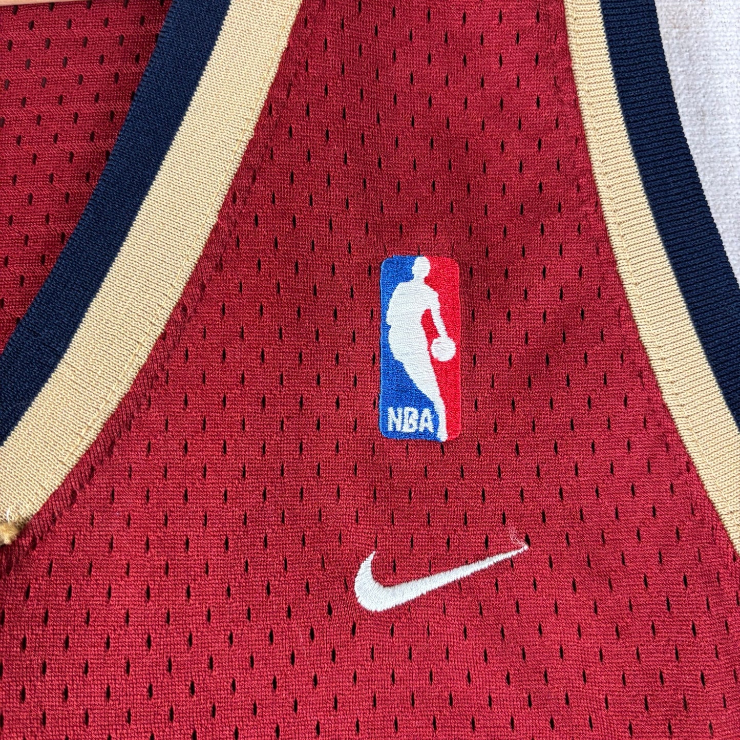 Vintage Lebron James Rookie Nike Cleveland Cavaliers Sewn Stitched XXL Jersey