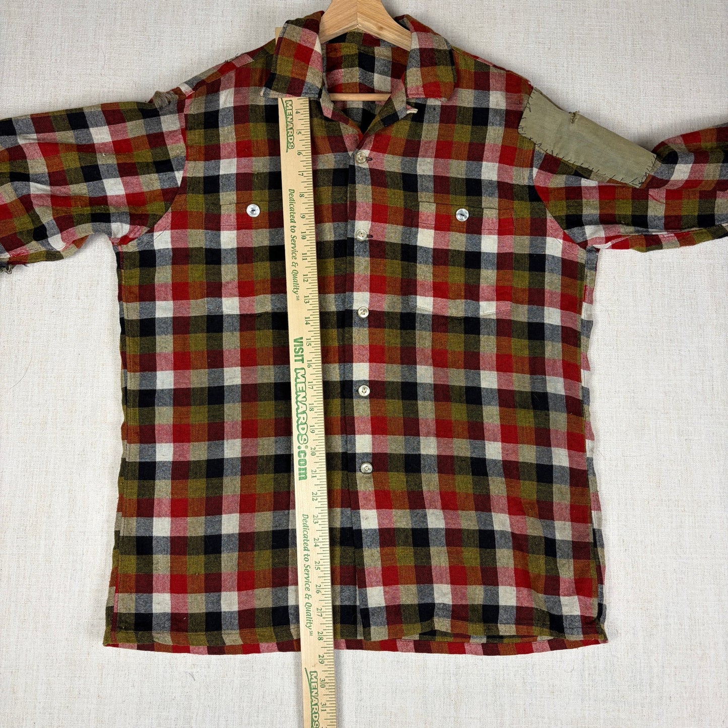 True Vintage Loop Collar 1930s/ 40s Thrashed Plaid Medium Flannel