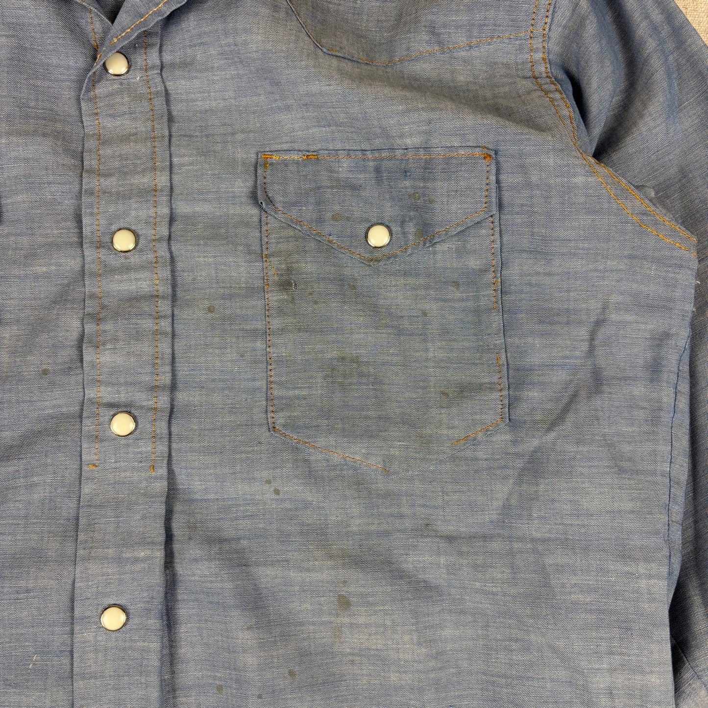 Vintage Wrangler Sanforized Pearl Snap XLong Tail Sz 15-33 Western Chambray