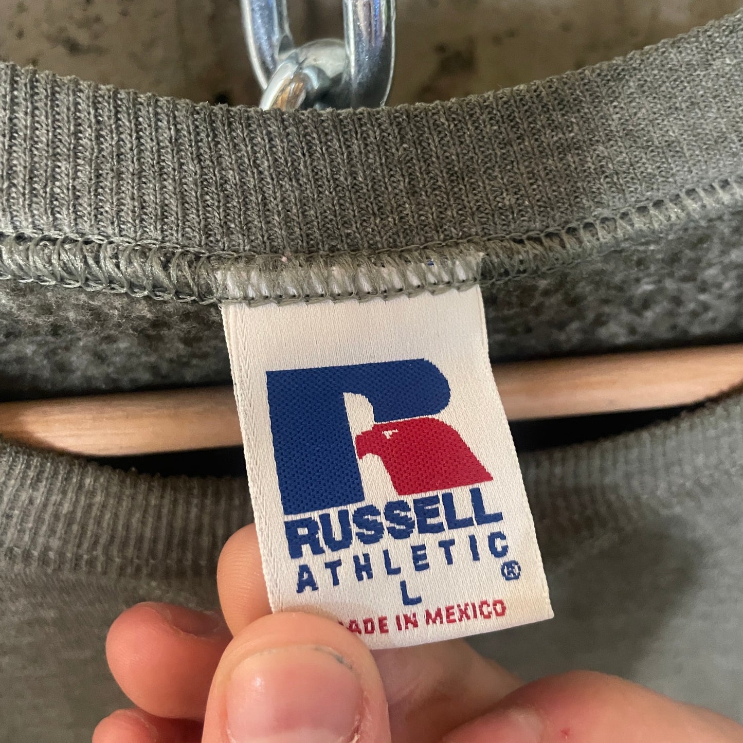 Vintage Russell Athletic Clay Green Large 2000s Made in Mexico Crewneck