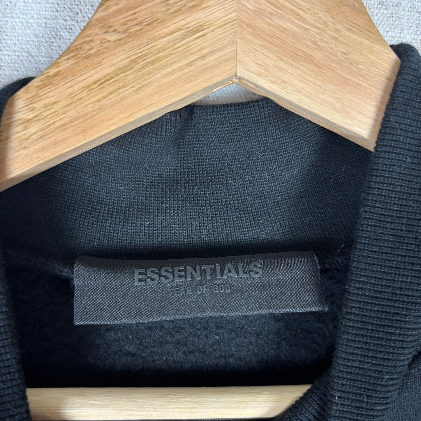 Essentials Fear of God NWT Mock Neck Jet Black Large Crewneck Sweater