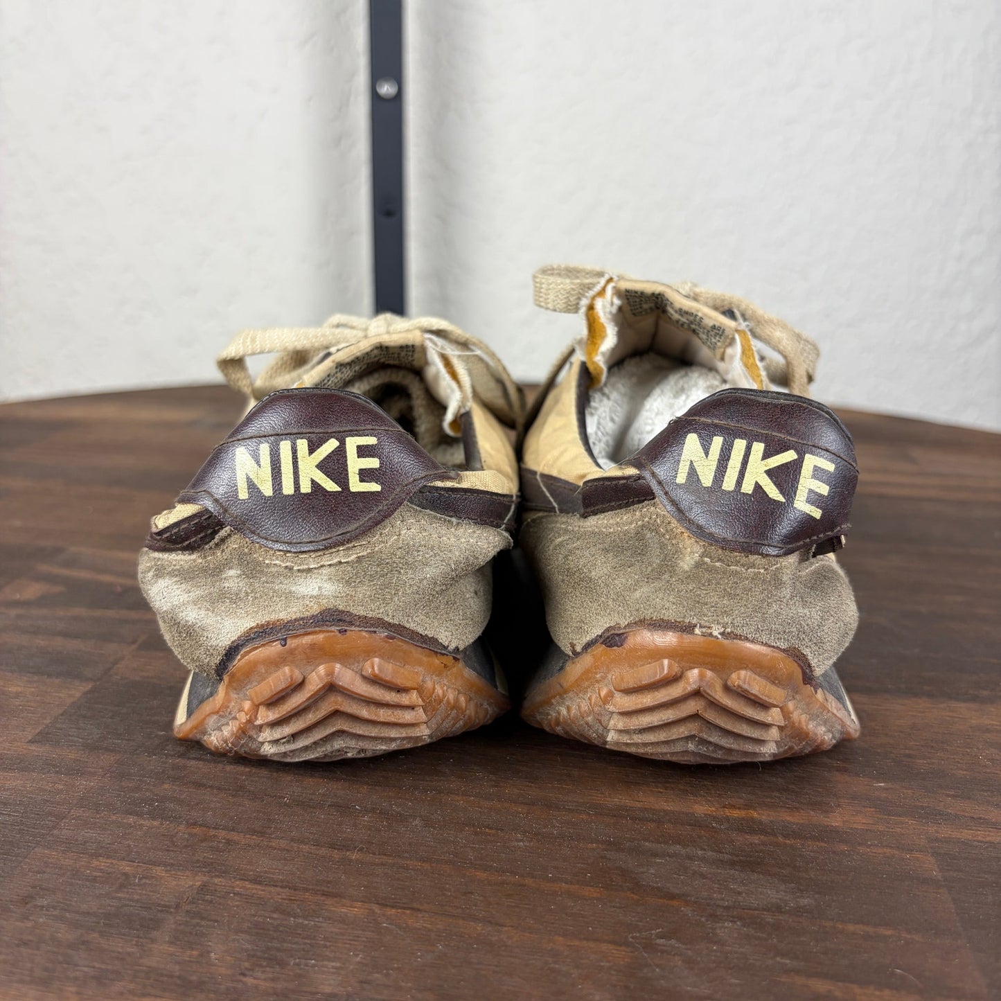 1980s Nike Oceania Trainers Made in Korea Dark Brown Mens 8.5