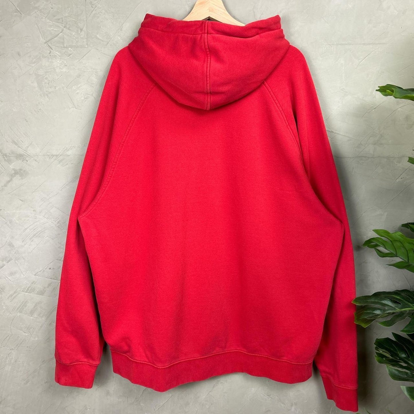 Nike Tonal Basic Essential “Cherry” XXL 2000s Silver Tag Hoodie