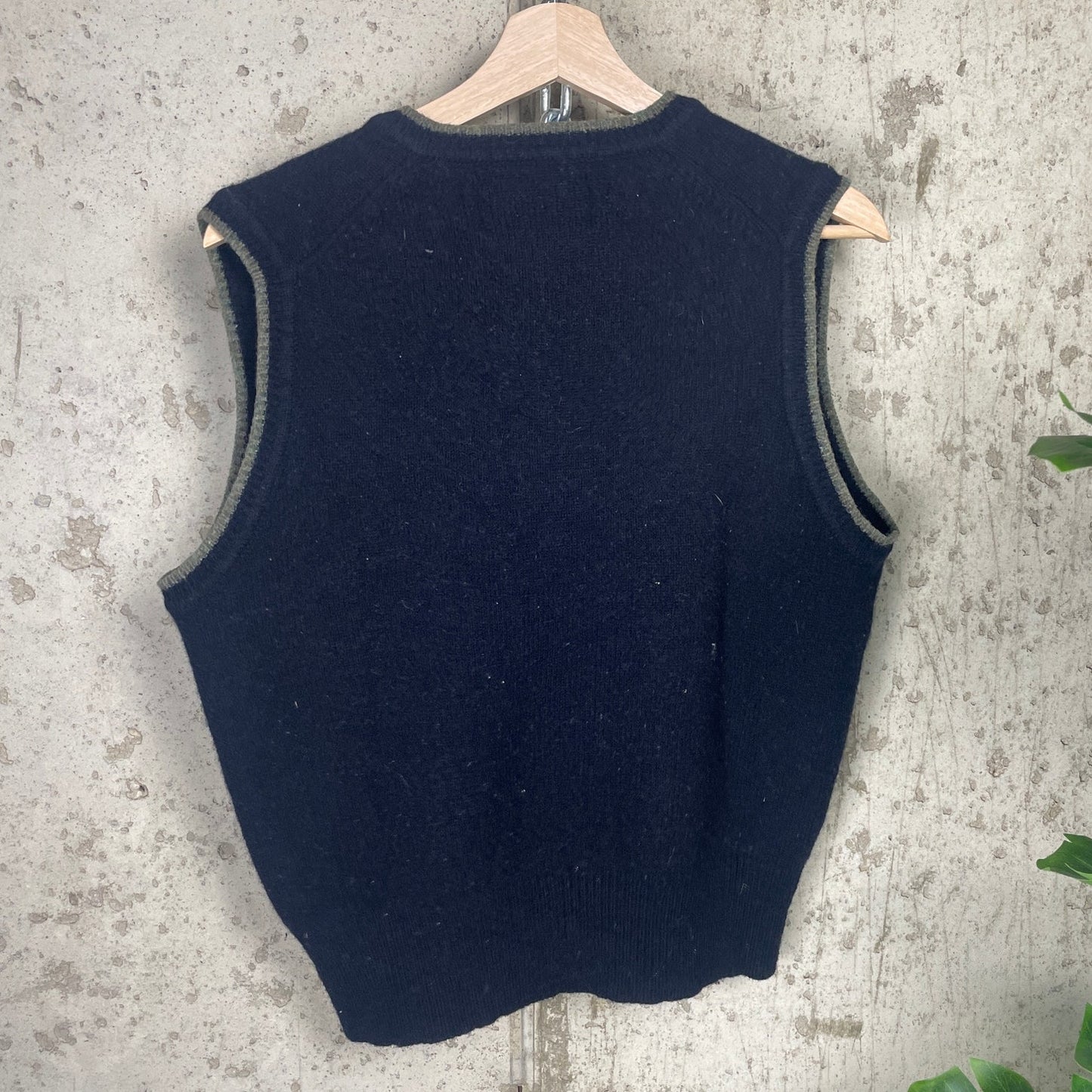Abercrombie and Fitch Black Wool Sweater Vest Y2K Large
