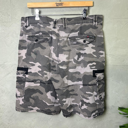 Y2K Army Camo Baggy Cargo Airwalk Shorts Sz 36