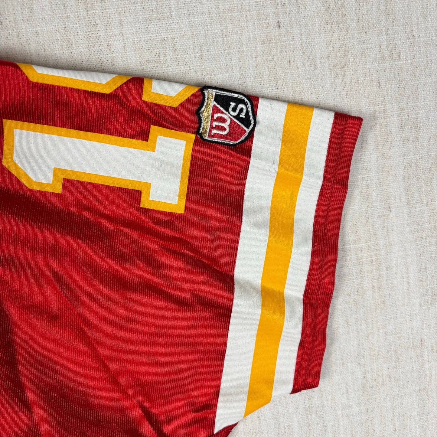 Vintage Joe Montana Kansas City Chiefs Wilson NFL #19 Medium Football Jersey