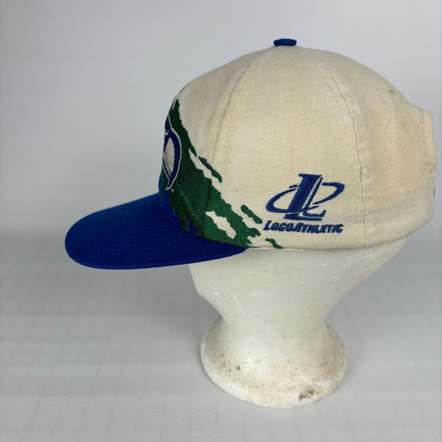 Vintage Seattle Seahawks Splash Logo Athletic Pro Line Snapback Hat