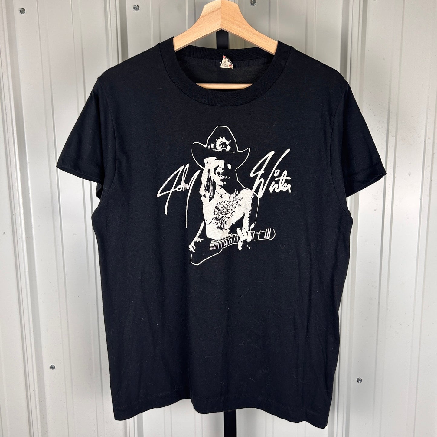 Johnny Winter Serious Business 1985 Caught Live Large Tee