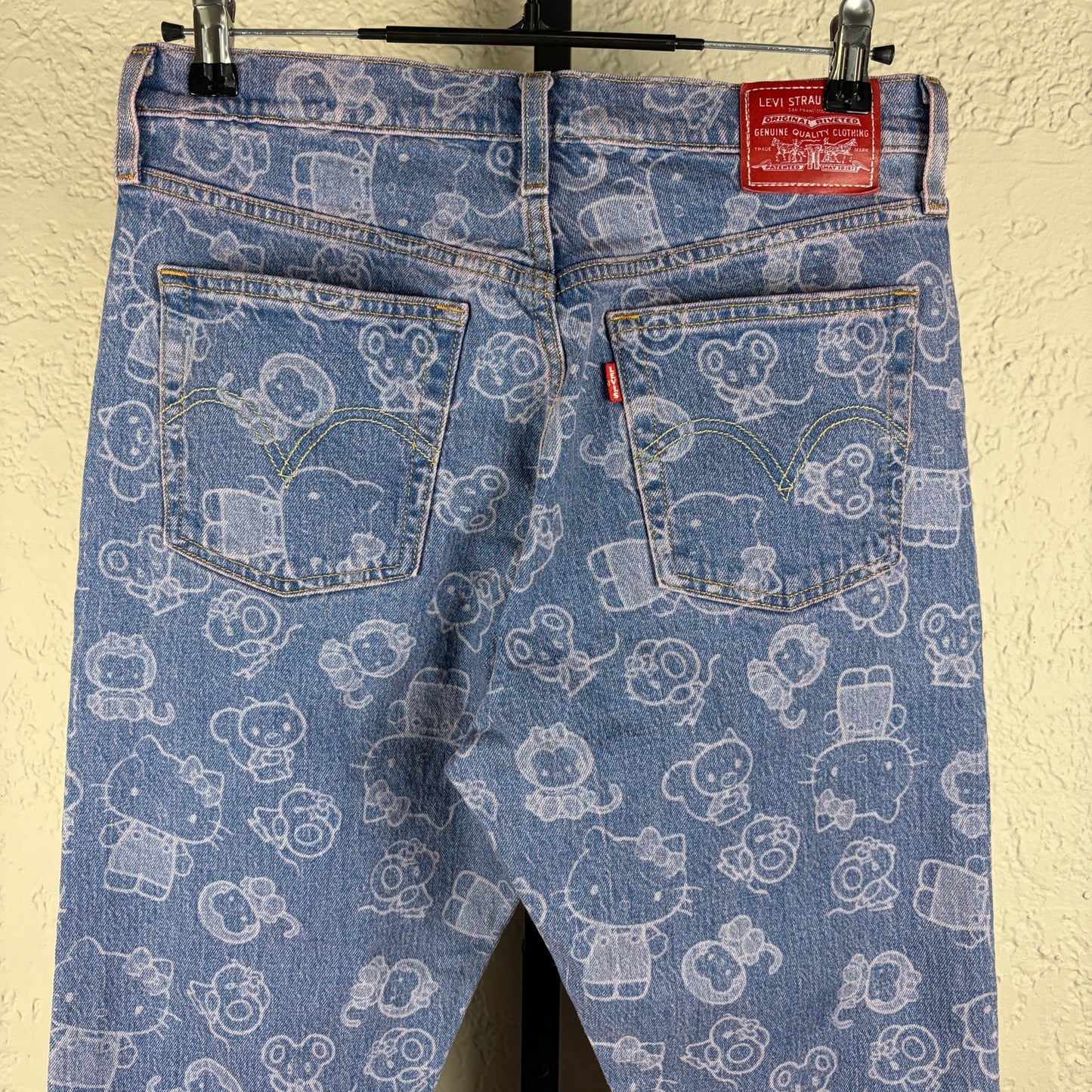 Rare Levis 501 Skinny x Sanrio Hello Kitty Sz 29 AOP Denim Jeans