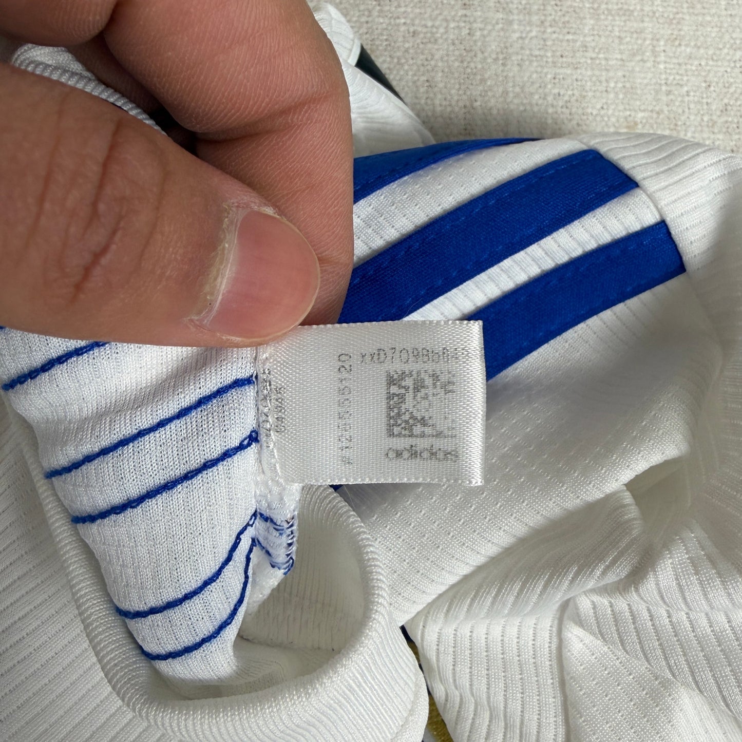 Adidas LEEDS United 2020/21 Home Kalvin Phillips #23 Large Football Jersey