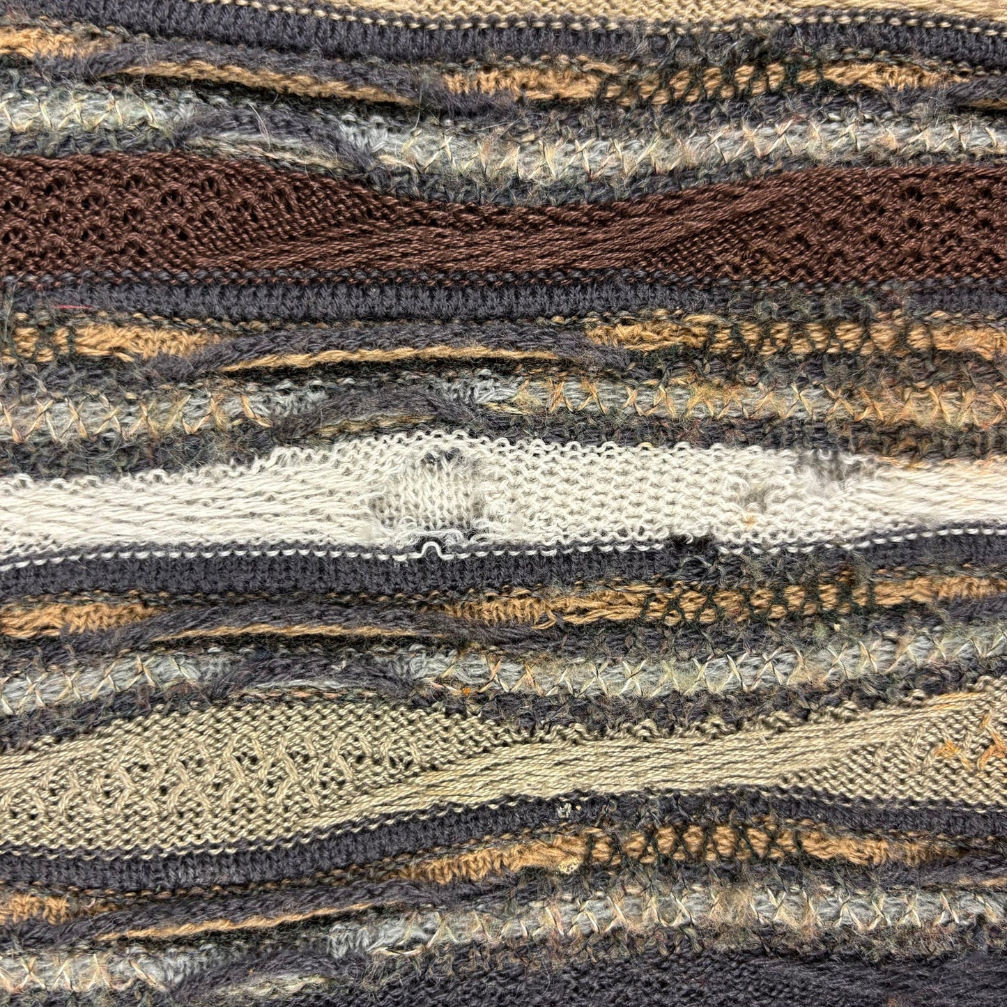 Coogi Style 3D Knit Sweater St. Croix V Neck XL