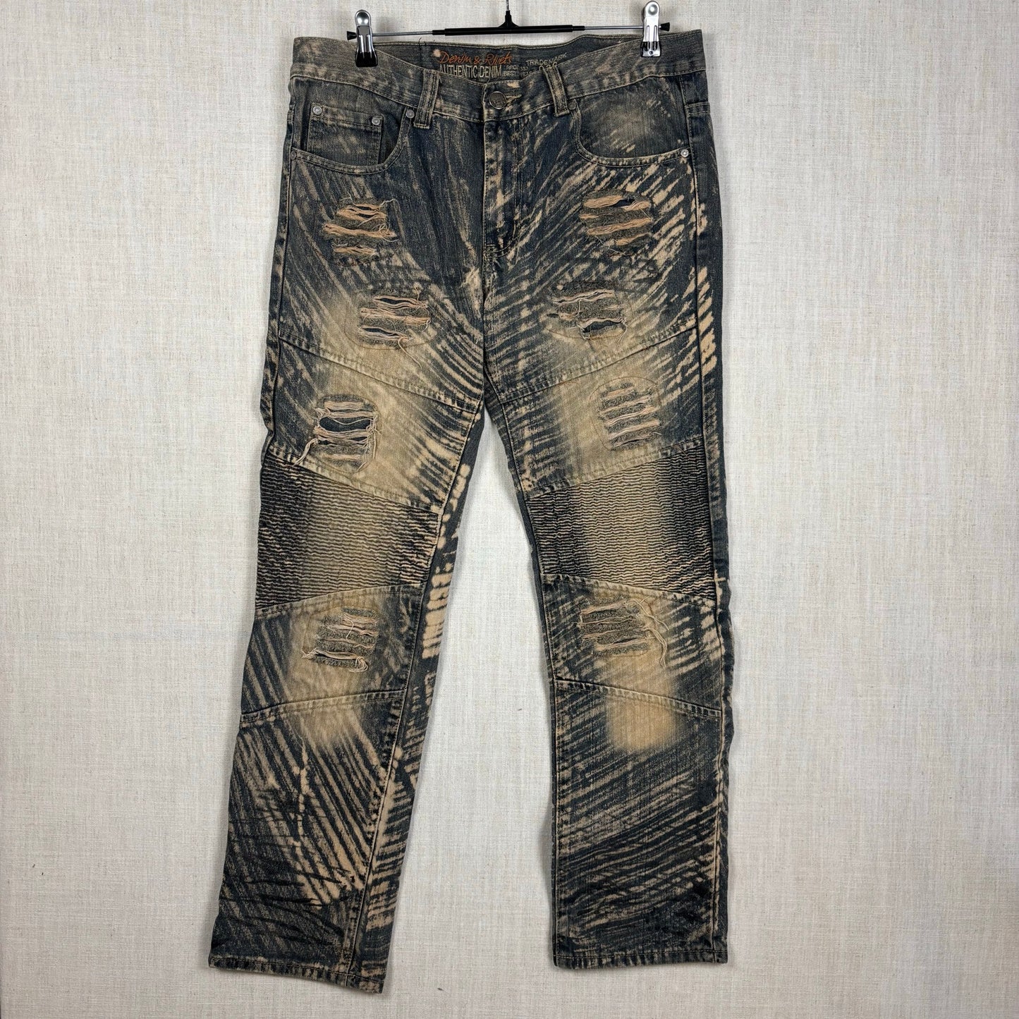 Denim and Rivets Abstract Acid Wash Distressed Sz 34 Cotton Jeans