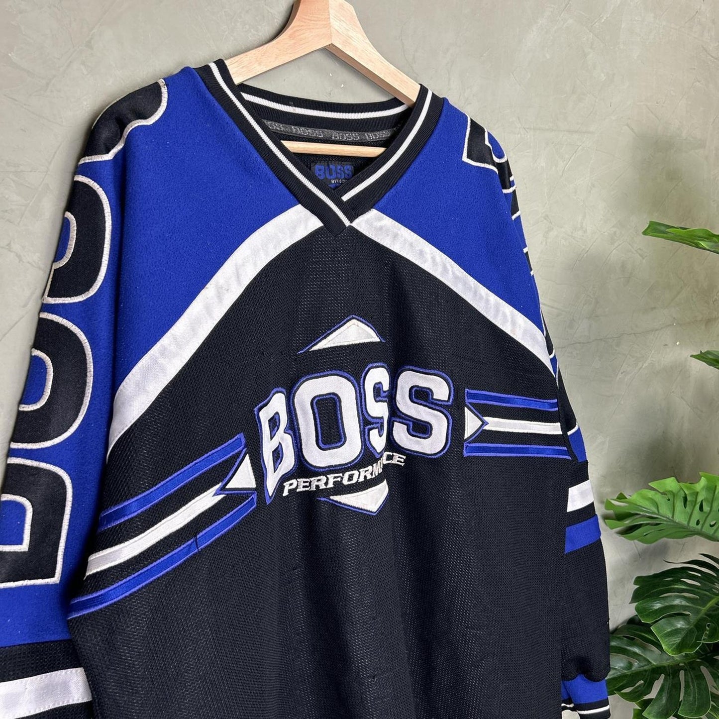 Vintage XL Hugo Boss By IG Design Performance Hockey Jersey