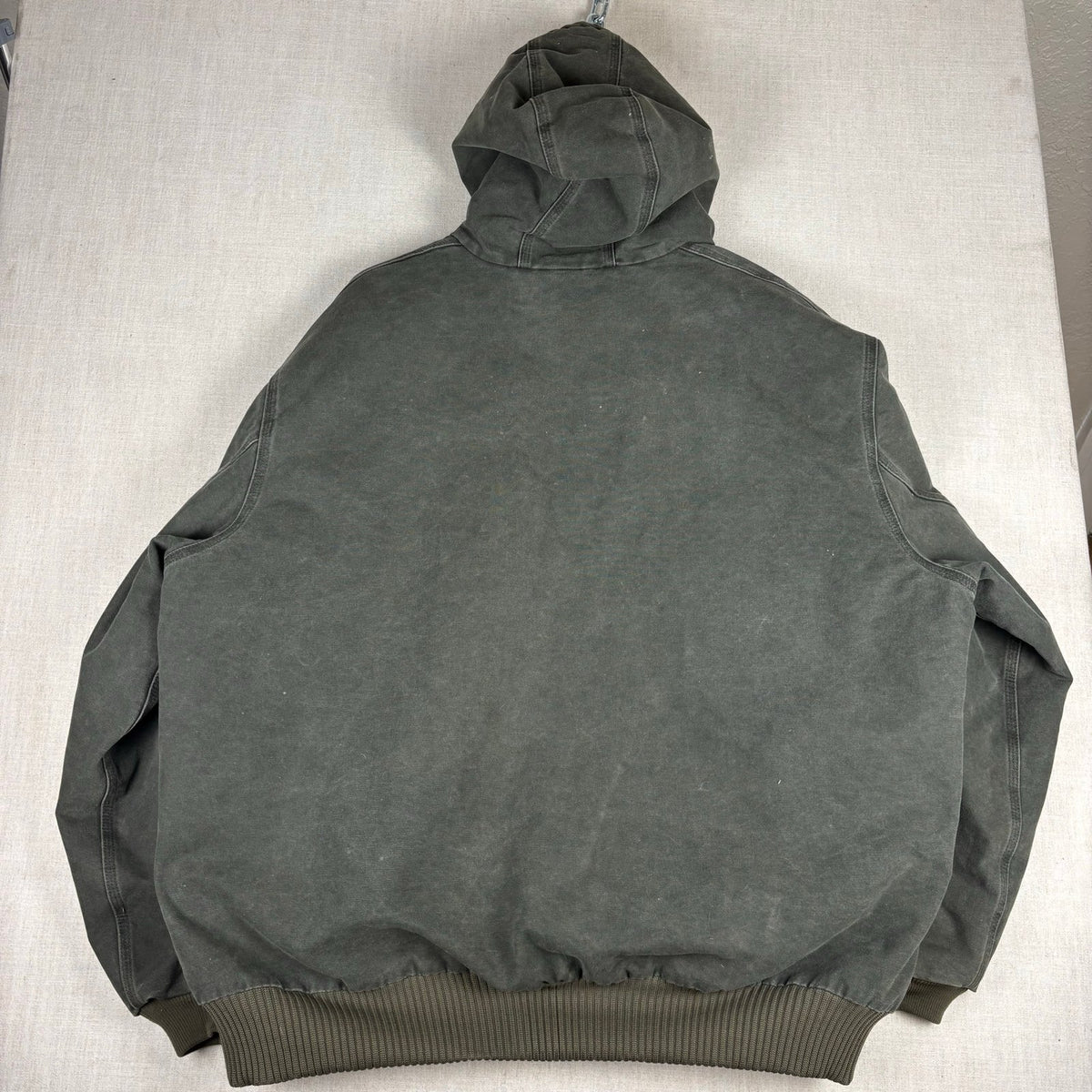 Vintage Carhartt J130 Moss Green Quilted Hooded Jacket 4XL