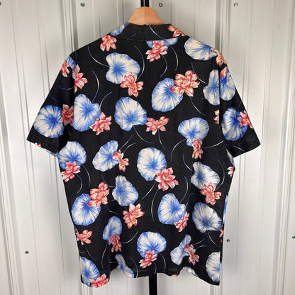 David Robert Collection Vintage Made in USA Hawaiian Floral XL Shirt