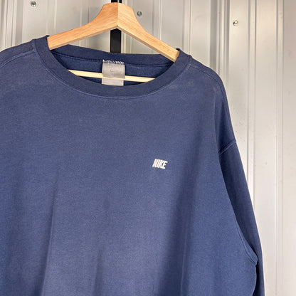 Nike Silver Tag 00s Spellout Embroidered XL Essential Crewneck