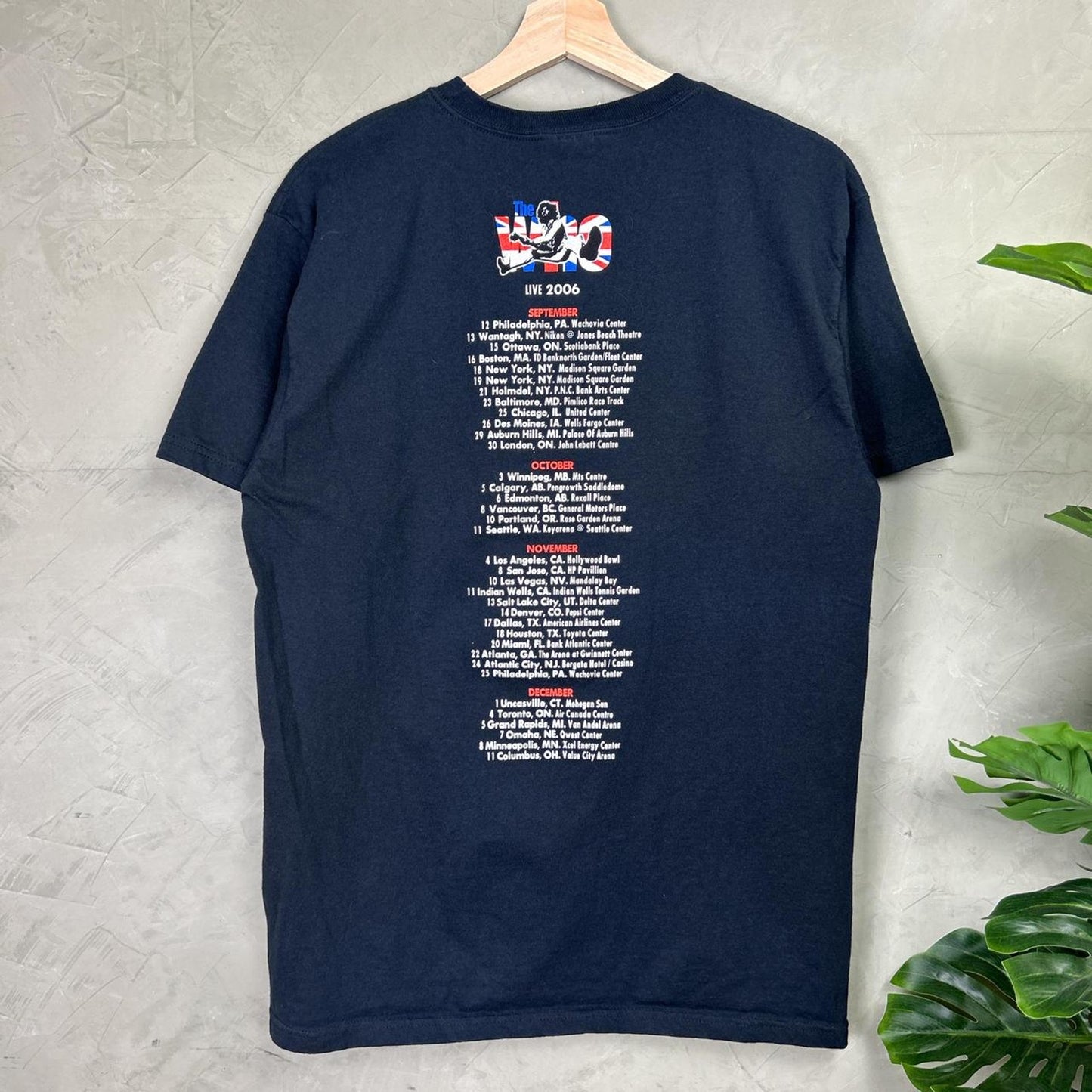 The Who 2006 Live Tour Bravado British Flag Medium Band Tee