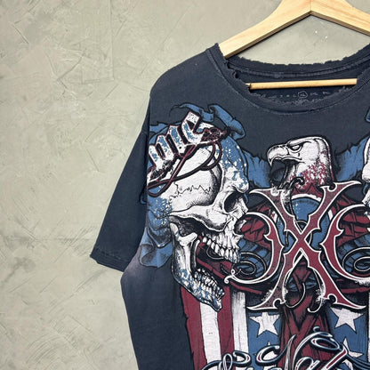 XL Y2K Extreme Couture Signature Series Screaming Skulls Tee