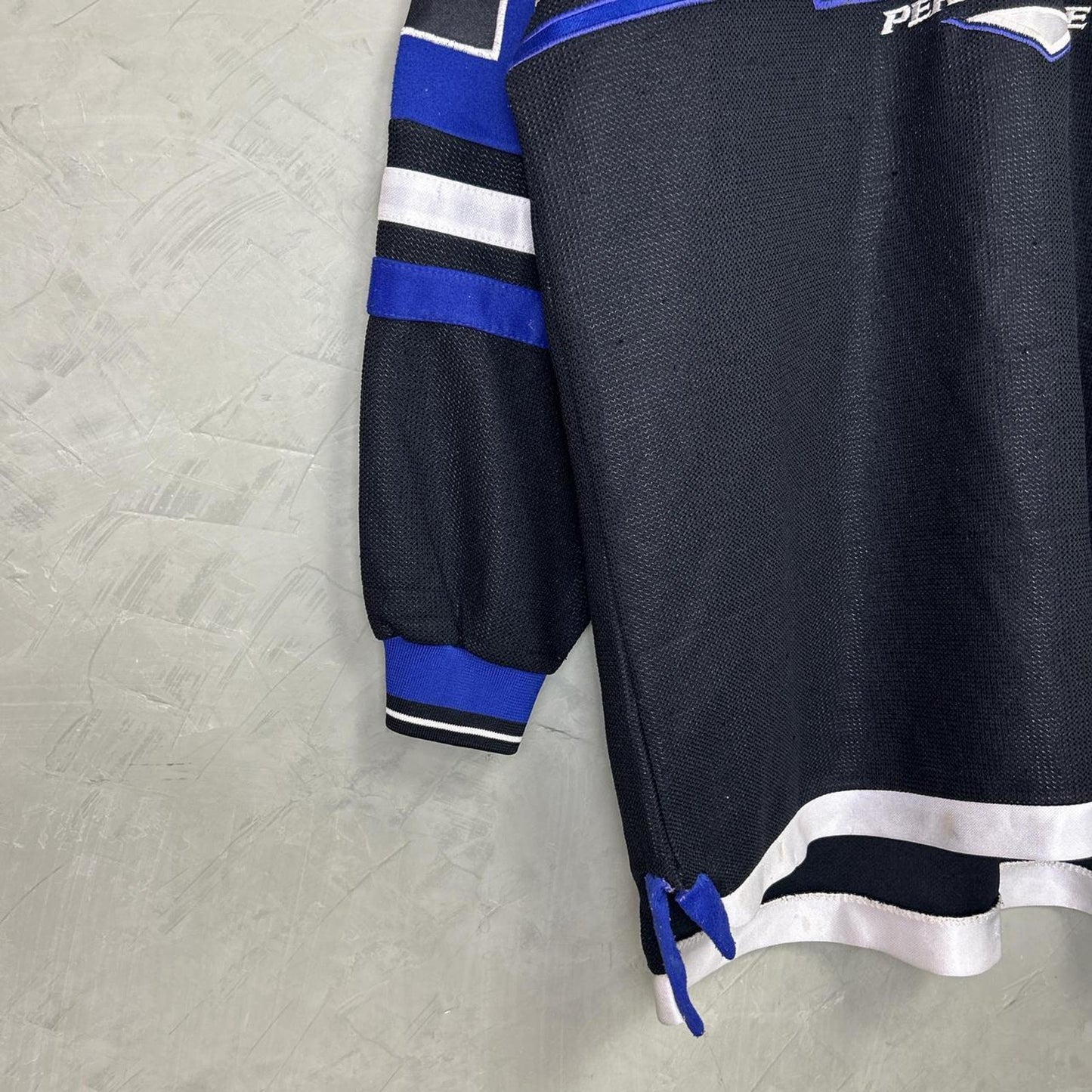 Vintage XL Hugo Boss By IG Design Performance Hockey Jersey