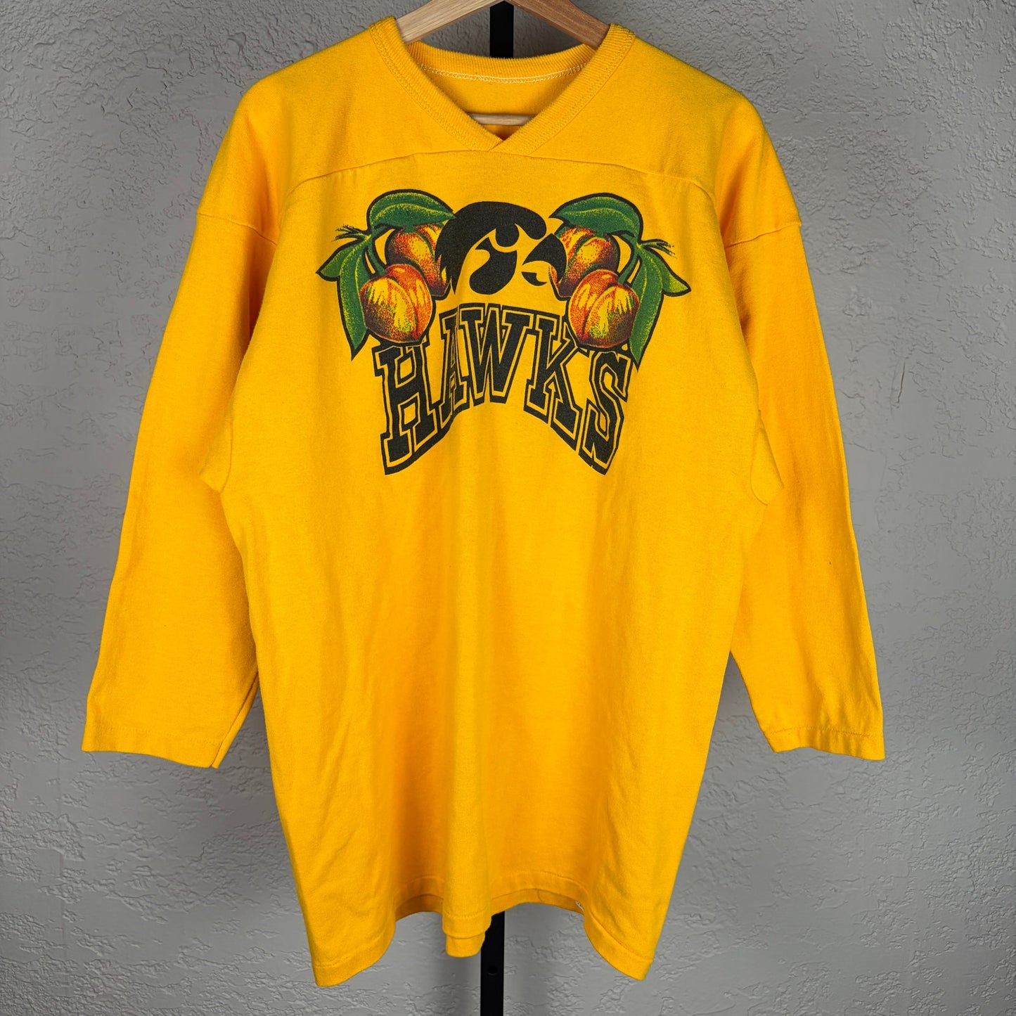Vintage 1970s Iowa Hawkeyes Russell Athletic RARE 1982 Peach Bowl Large Jersey