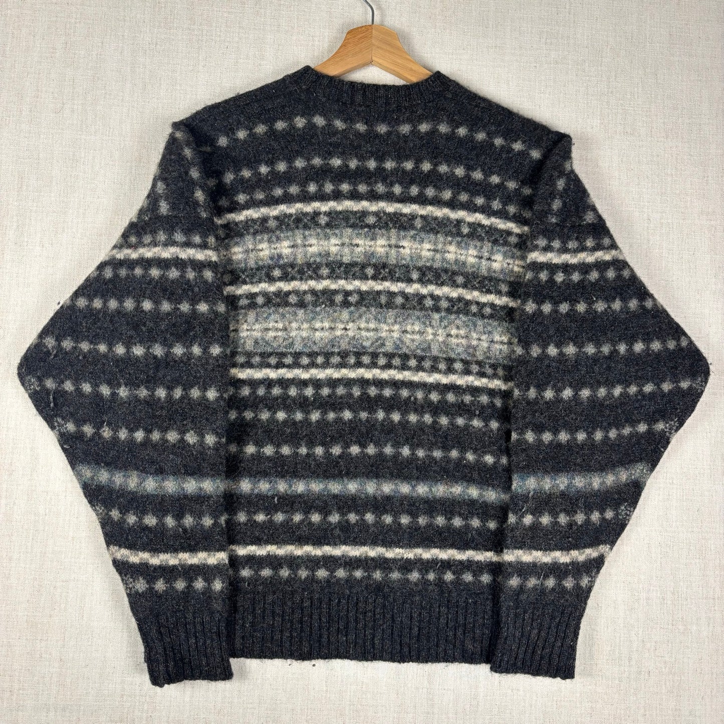 Vintage Alan Paine Shetland Wool Sz 46 Striped Rare Medium Knit Sweater