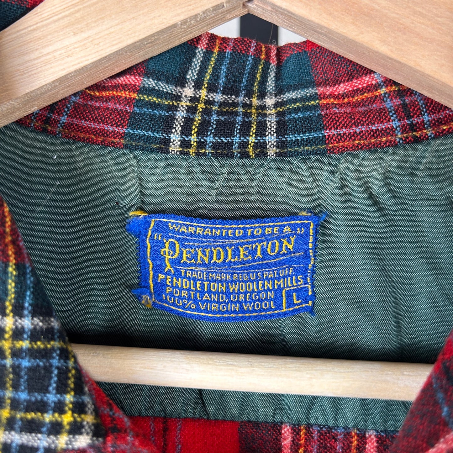 Pendleton 1960s Board Plaid Wool Loop Collar USA Made Large Flannel